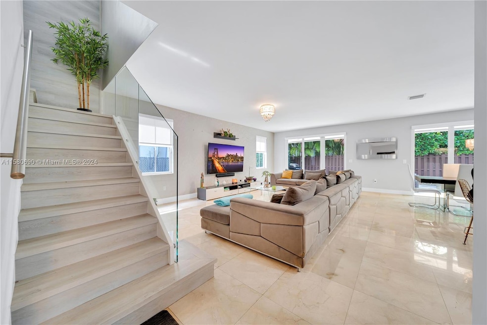 10570 NW 69th Terrace, Doral, FL 33178 - photo 1