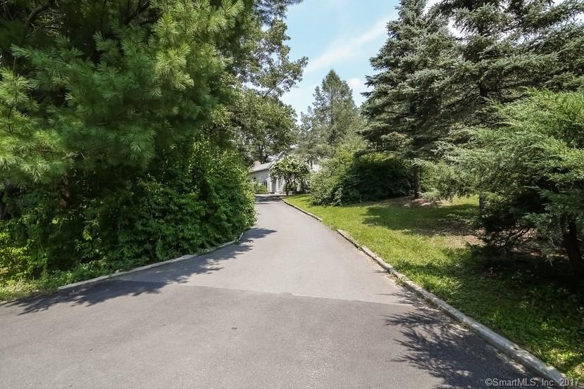 1 Tunxis Trail, Redding, CT 06896 - photo 1