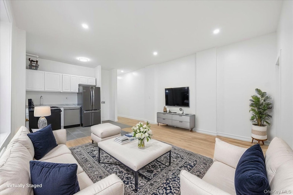 160 Wadsworth Ave unit 302, New York, NY 10033 - photo 1