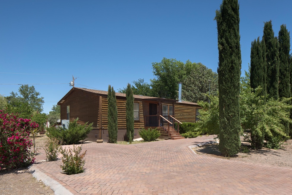 Verde Lakes Country Charm