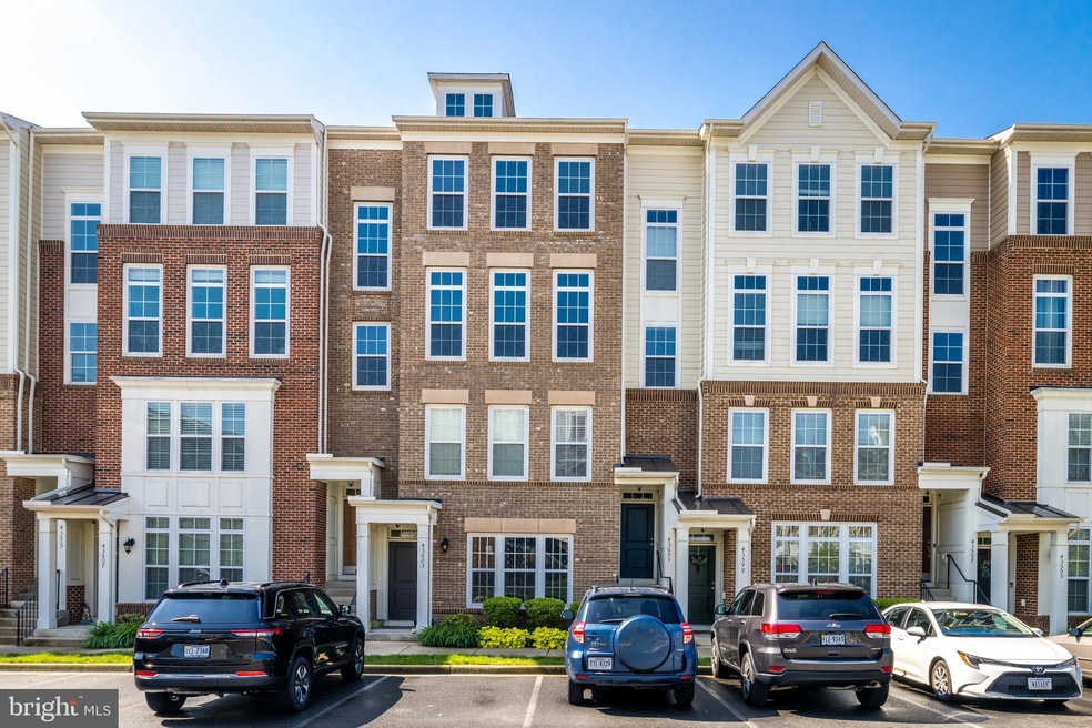 43601 Helmsdale Terrace, Chantilly, VA 20152 - photo 1