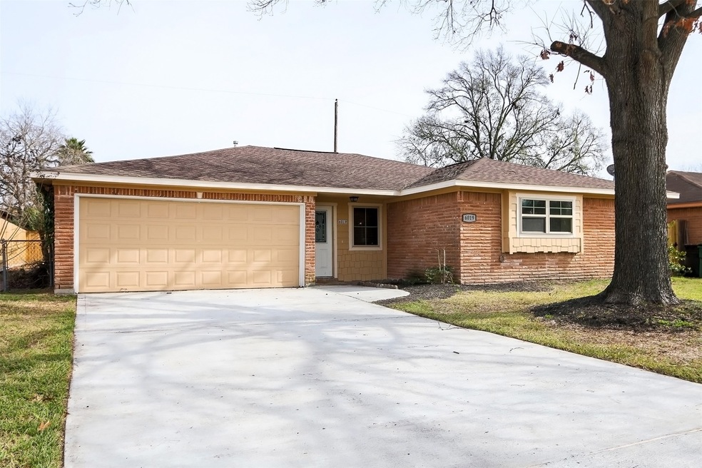 6019 Pebble Ln, Houston, TX 77087 - photo 1