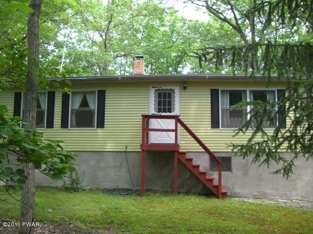 105 Oriole Ct, Hawley, PA 18428 - photo 1