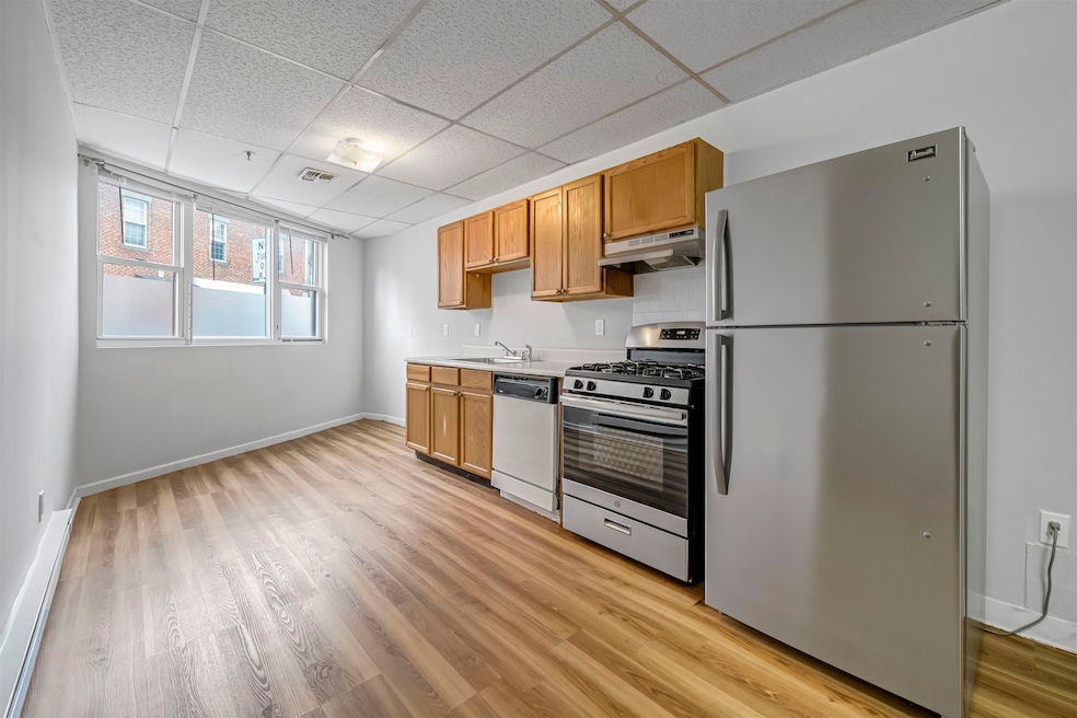 203 Academy St unit 101, Jersey City, NJ 07306 - photo 1