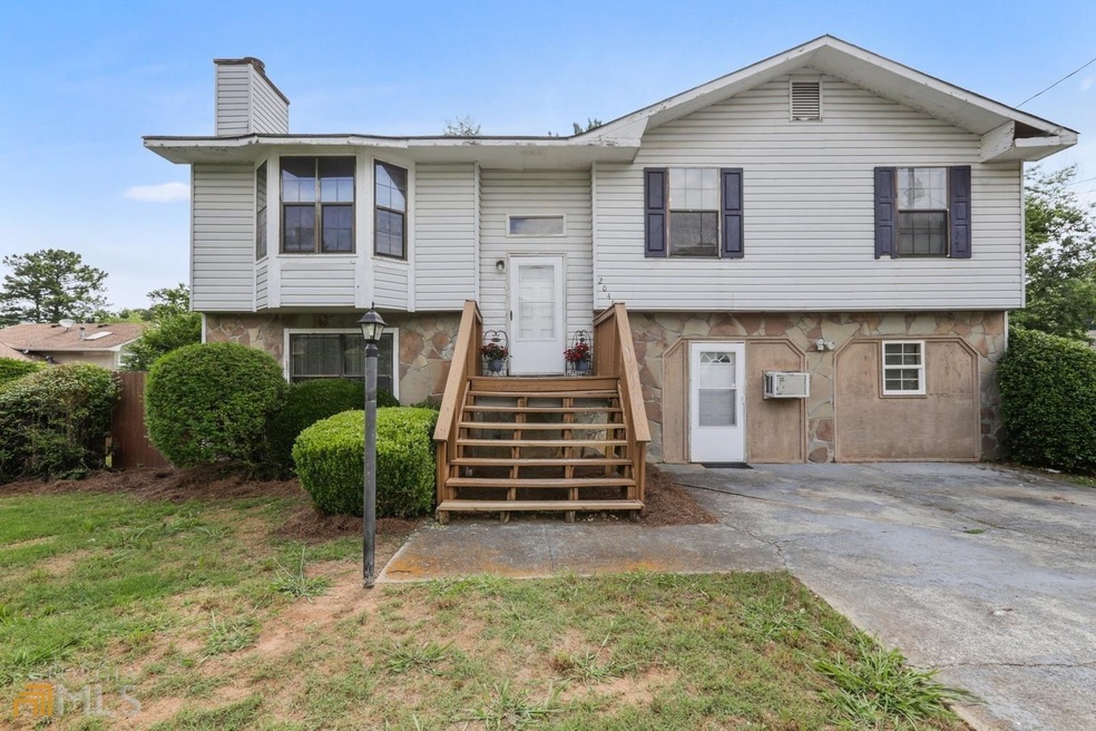 2046 Stablewood Cove, Lithonia, GA 30058 - photo 1