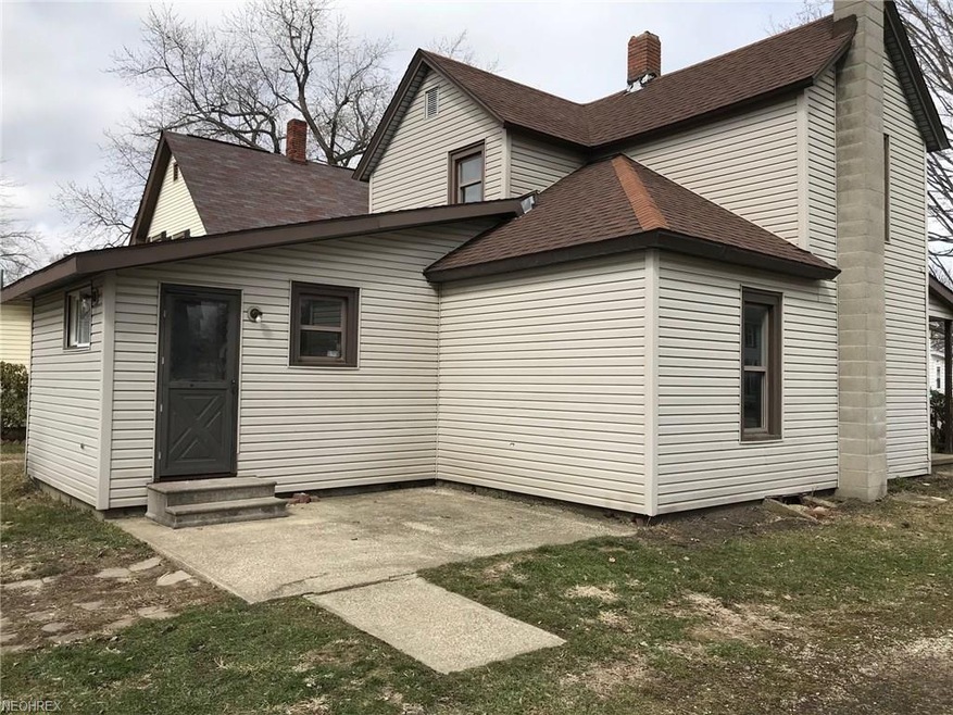 257 High St, Conneaut, OH 44030 - photo 1