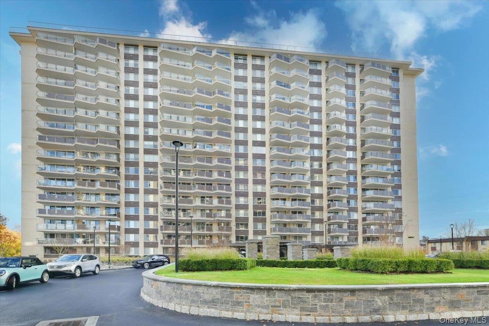 Seville unit 2G, Bayside, NY 11360 - photo 1