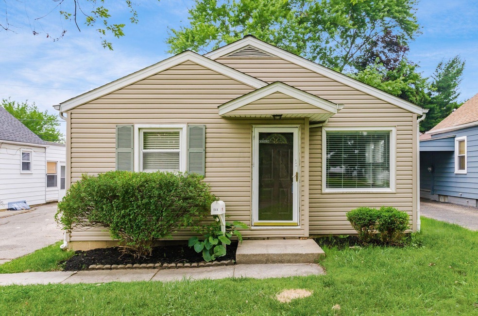 001_60e_K 544 E Jeffery Pl002