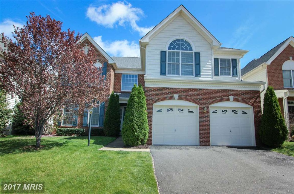 25782 Donegal Dr, Chantilly, VA 20152 - photo 1