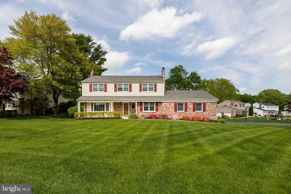 121 Baker Cir, Exton, PA 19341 - photo 1