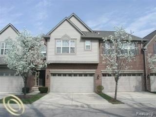 41290 Maplewood Dr unit 2, Canton, MI 48187 - photo 1