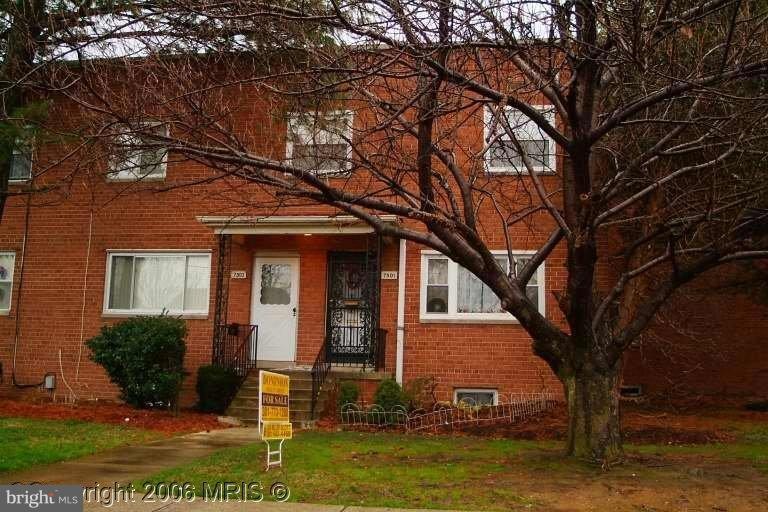7901 18th Ave, Hyattsville, MD 20783 - photo 1