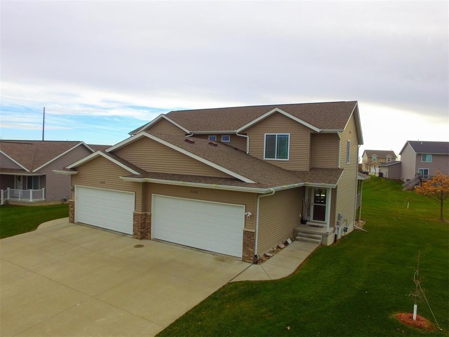 3106 Blackberry Cir SW, Cedar Rapids, IA 52404 - photo 1