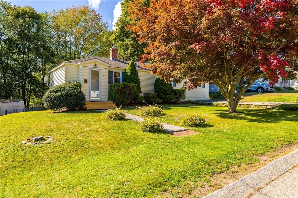 7 Carroll St, Auburn, MA 01501 - photo 1