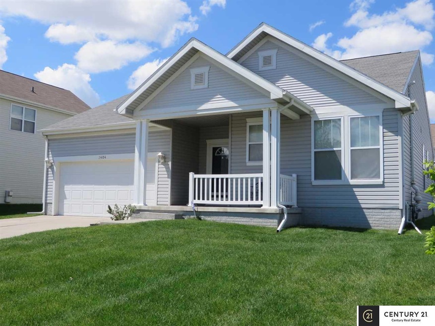 2404 S Mineral Dr, Papillion, NE 68046 - photo 1