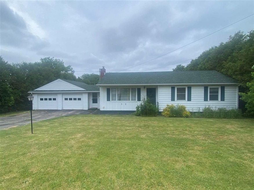 18 Thorpe Avenue Extension, Saint Albans, VT 05478 - photo 1