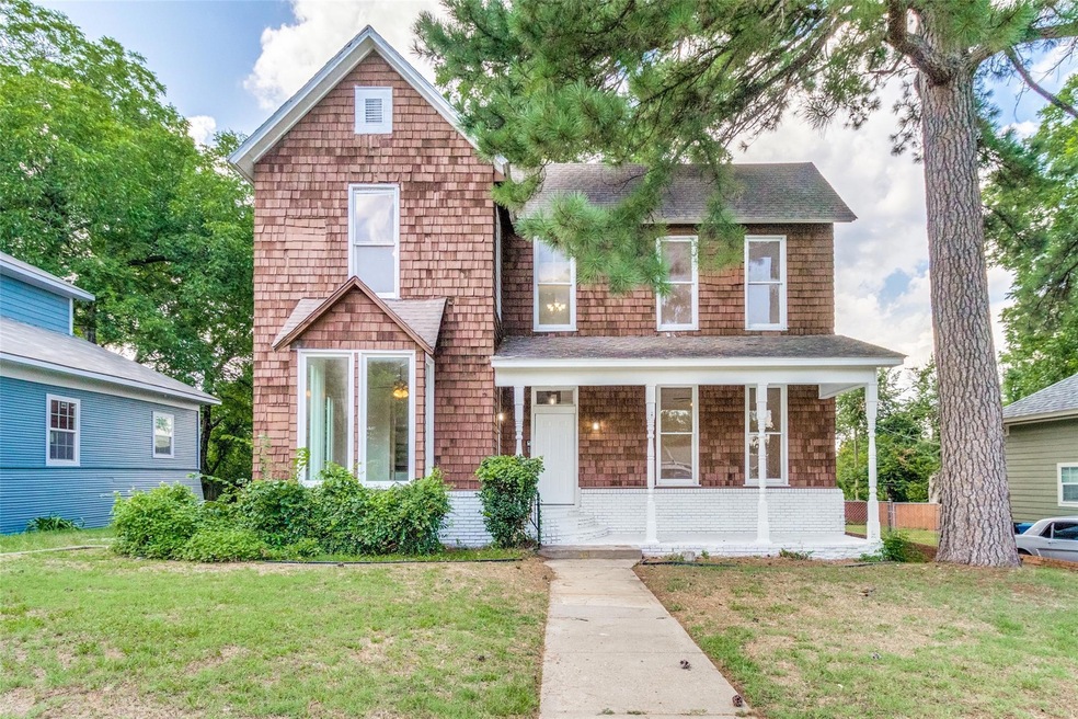 1015 W Nelson St, Denison, TX 75020 - photo 1