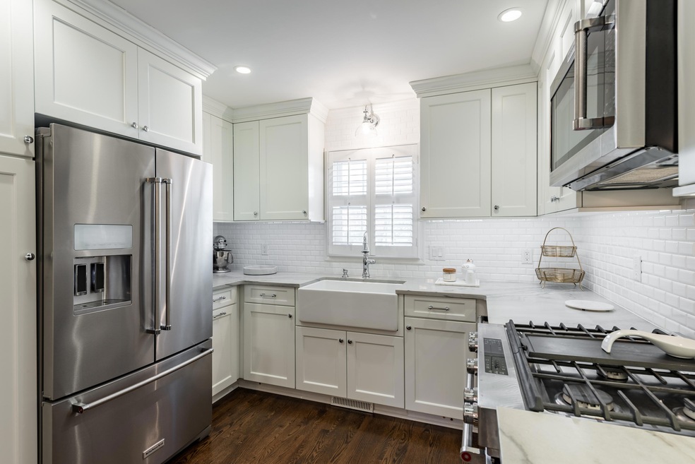 11 Poulnot Ln Charleston SC-print-012-23