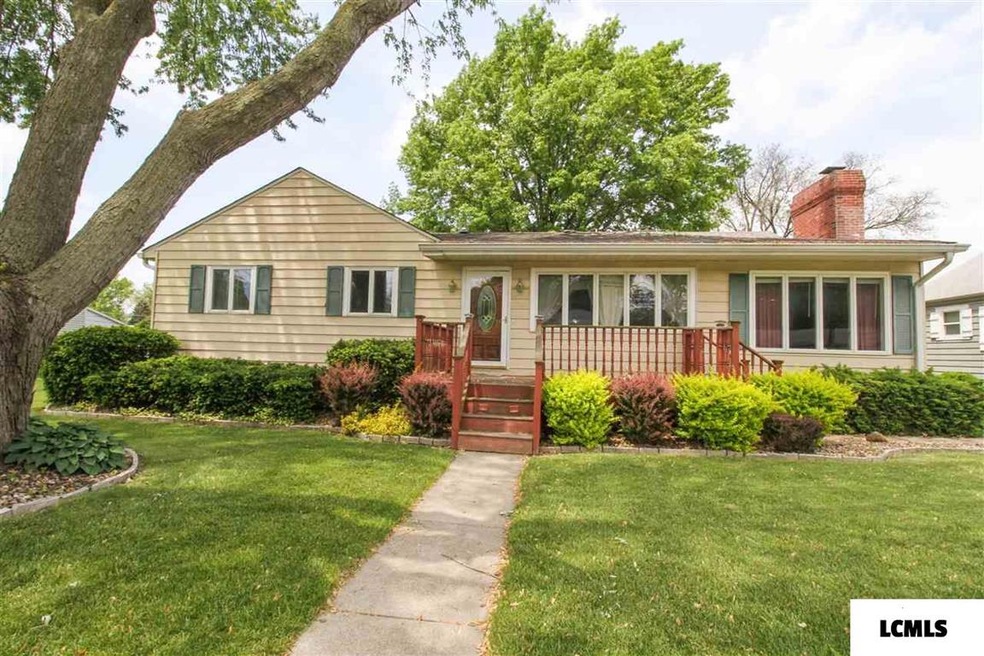 1515 N Ottawa St, Lincoln, IL 62656 - photo 1