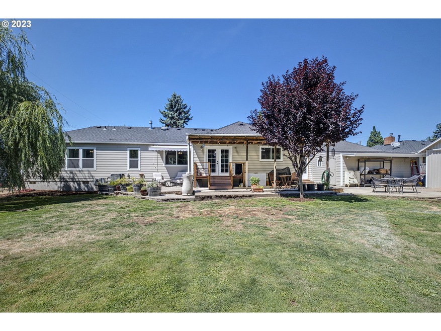 1607 Hawthorne St, Forest Grove, OR 97116 - photo 1