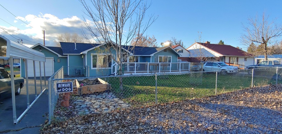 1538 Hope St, Klamath Falls, OR 97603 - photo 1