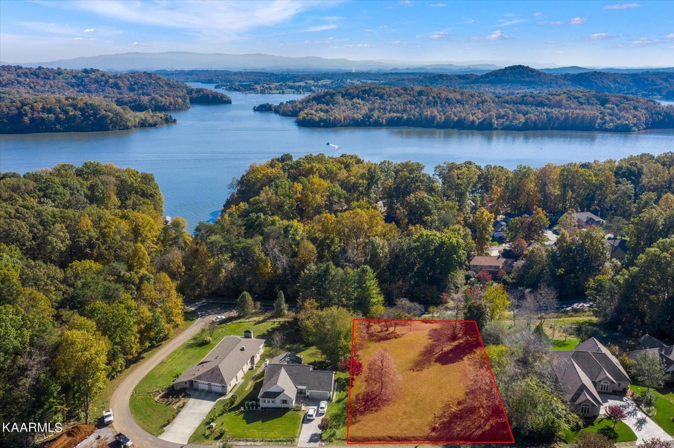 01-323-Tigitsi-Way-Loudon-TN-1