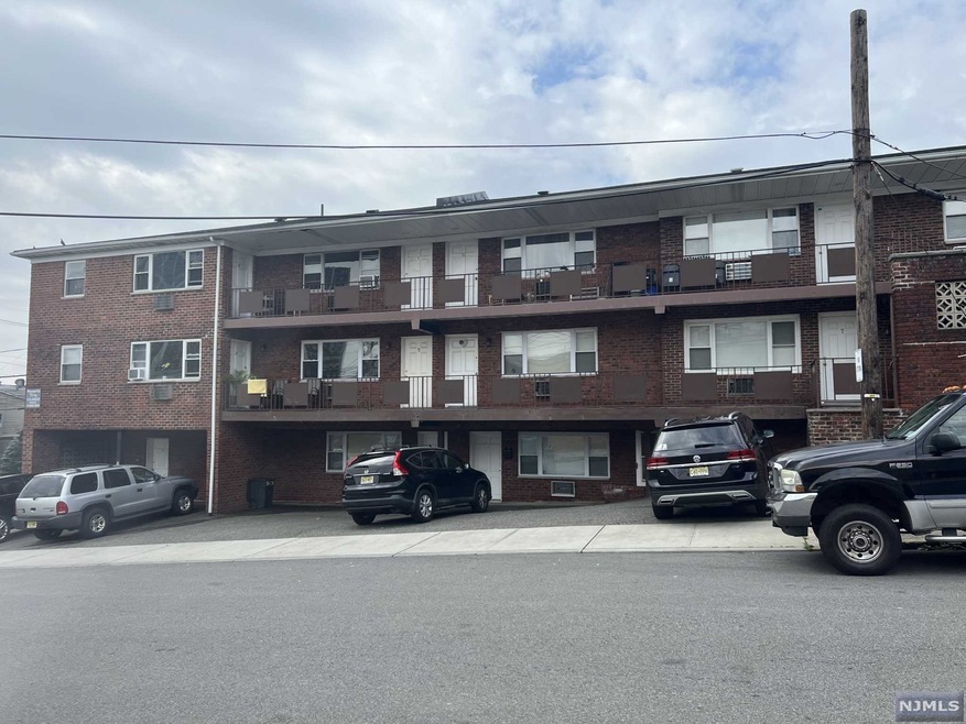 202-204 Riverview Place, Cliffside Park, NJ 07010 - photo 1