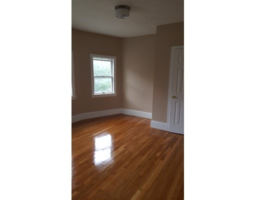 20 Waverly Ave unit 1, Everett, MA 02149 - photo 1