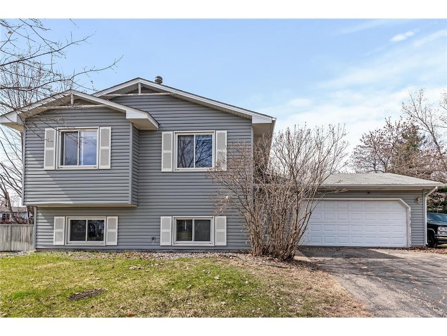 Welcome home to 1128 Dakota Street South.