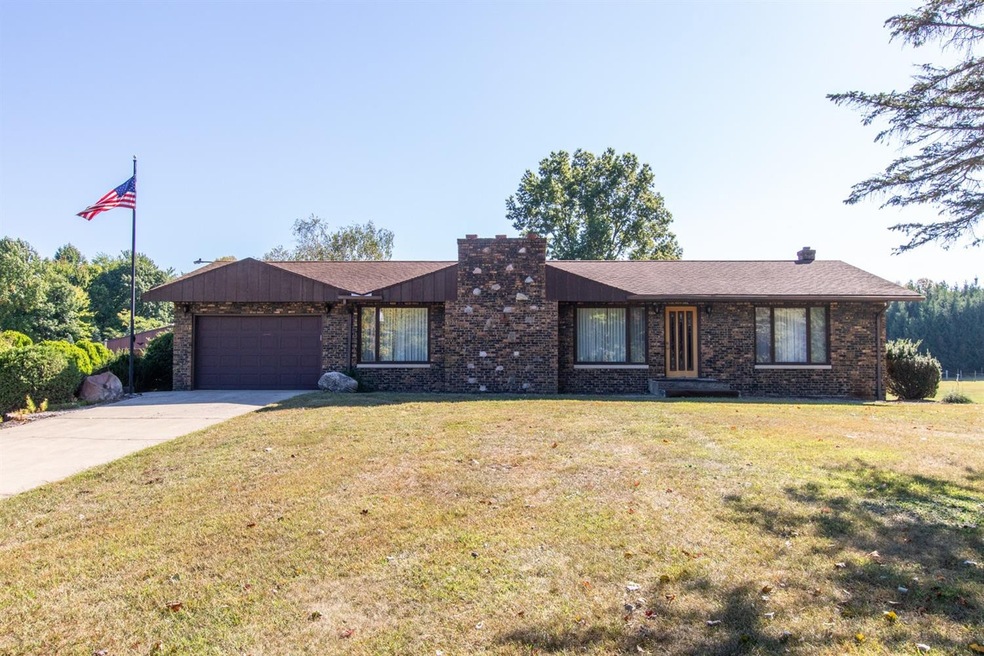 8657 N 600 W, Michigan City, IN 46360 - photo 1