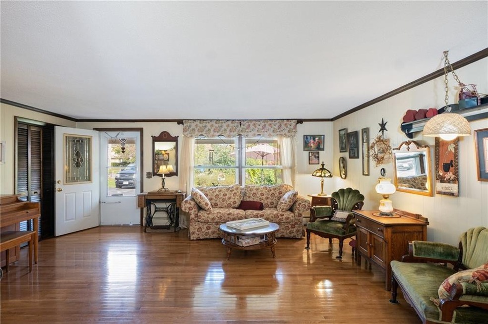 369 Providence Pike, North Smithfield, RI 02896 - photo 1