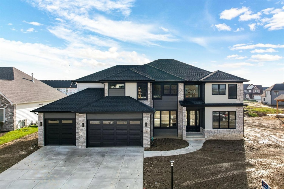 13405 Camas Dr, Saint John, IN 46373 - photo 1