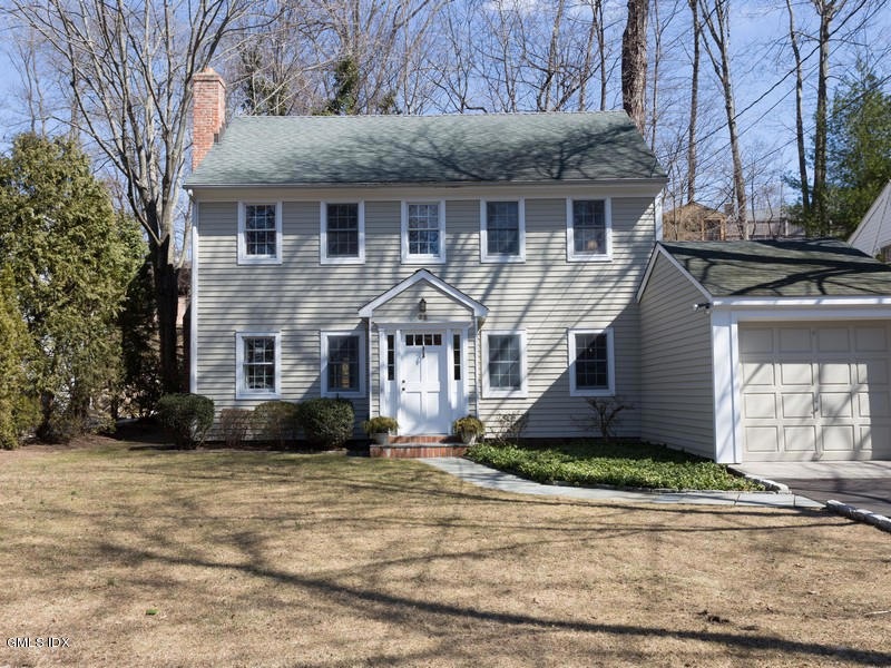 35 Center Dr, Old Greenwich, CT 06870 - photo 1