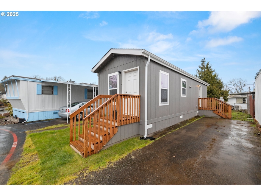 19605 River Rd unit 88, Gladstone, OR 97027 - photo 1