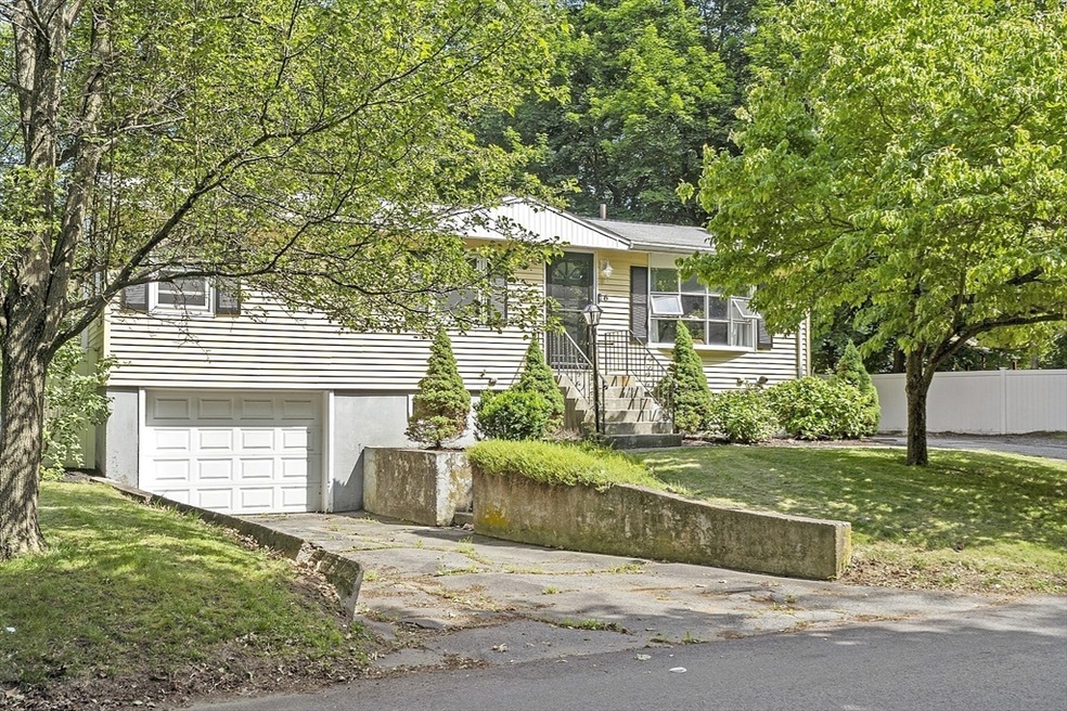 6 Mackin St, Hudson, MA 01749 - photo 1