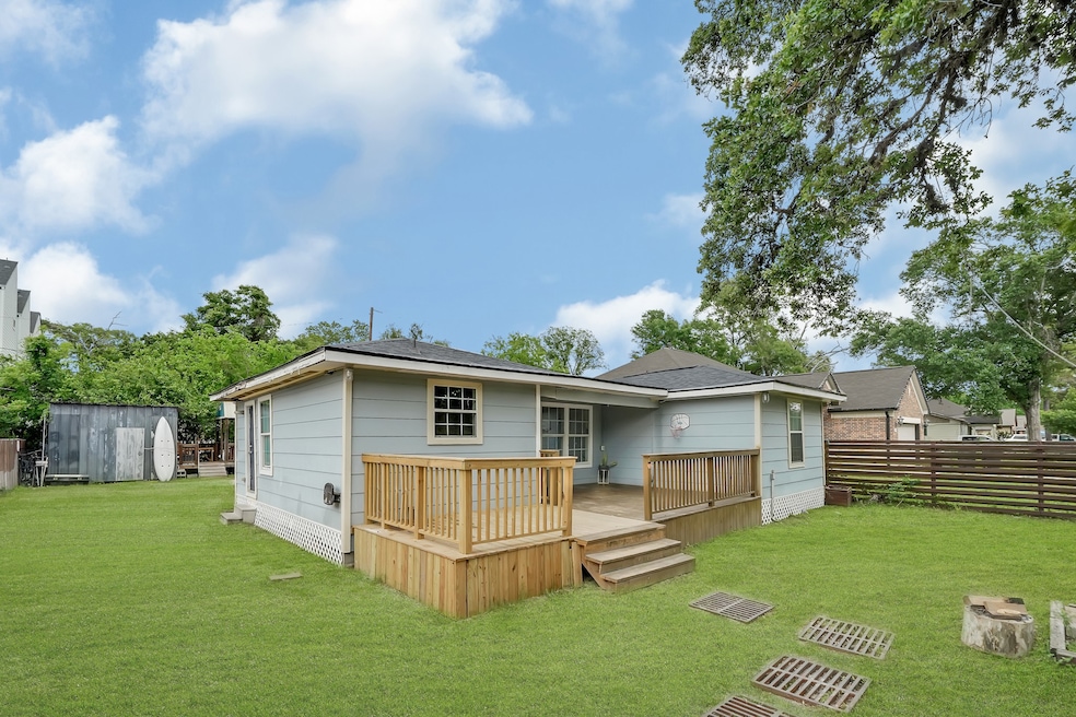 2474 Cliffdale St, Houston, TX 77091 - photo 1