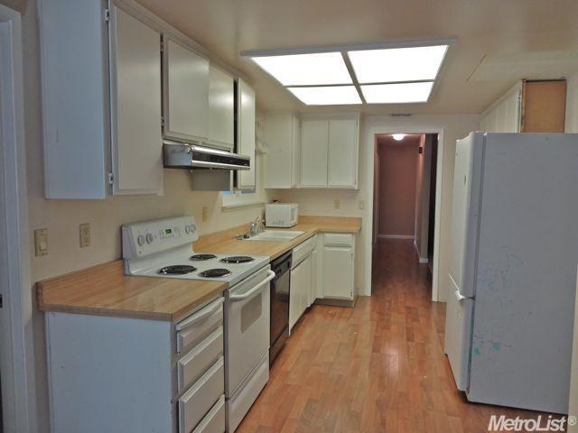 7057 Amberwick Way, Citrus Heights, CA 95621 - photo 1