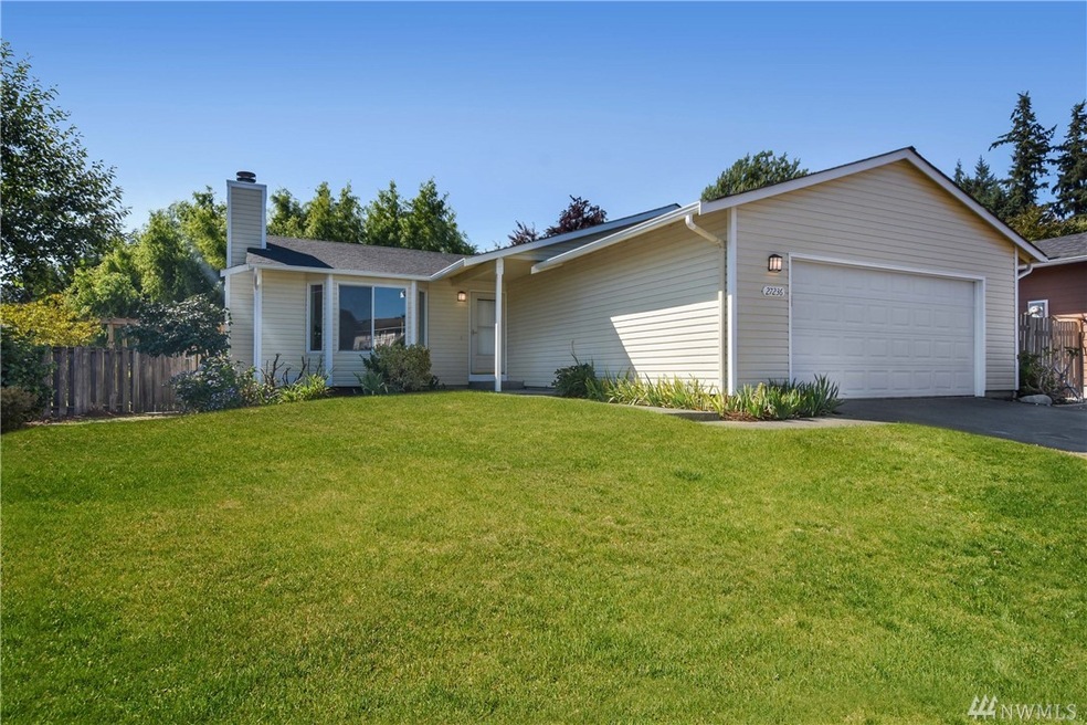 27236 Manor Place NW, Stanwood, WA 98292 - photo 1