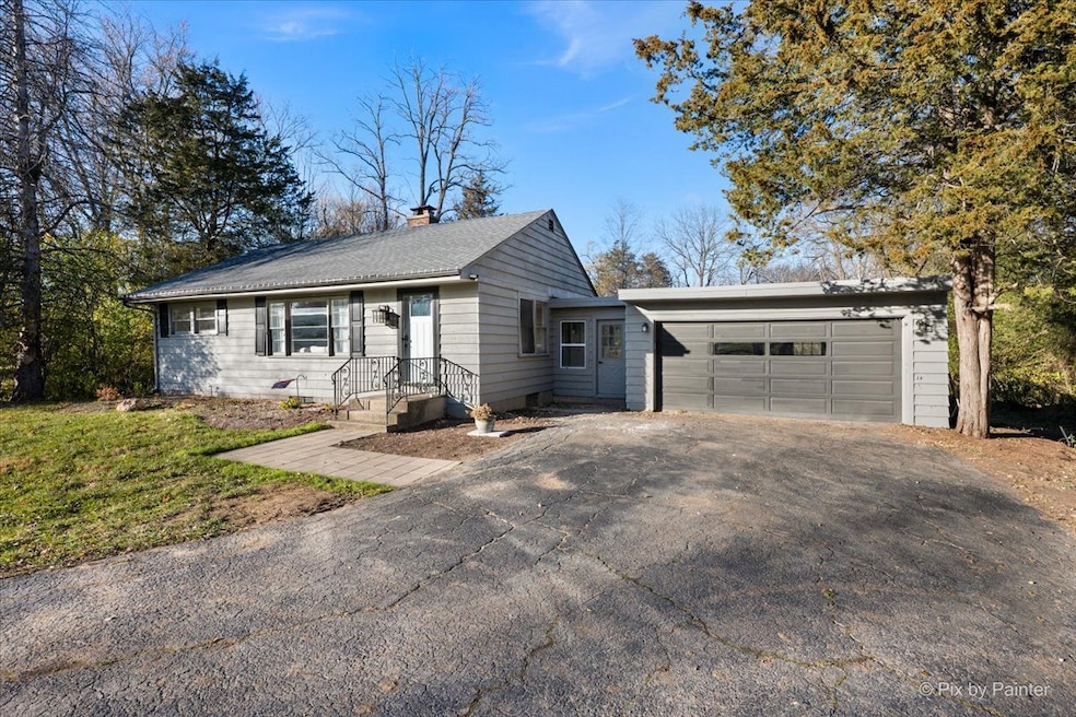 28524 W Main St, Barrington, IL 60010 - photo 1