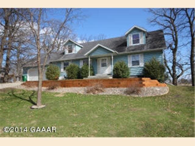 230 Victoria Dr, Alexandria, MN 56308 - photo 1