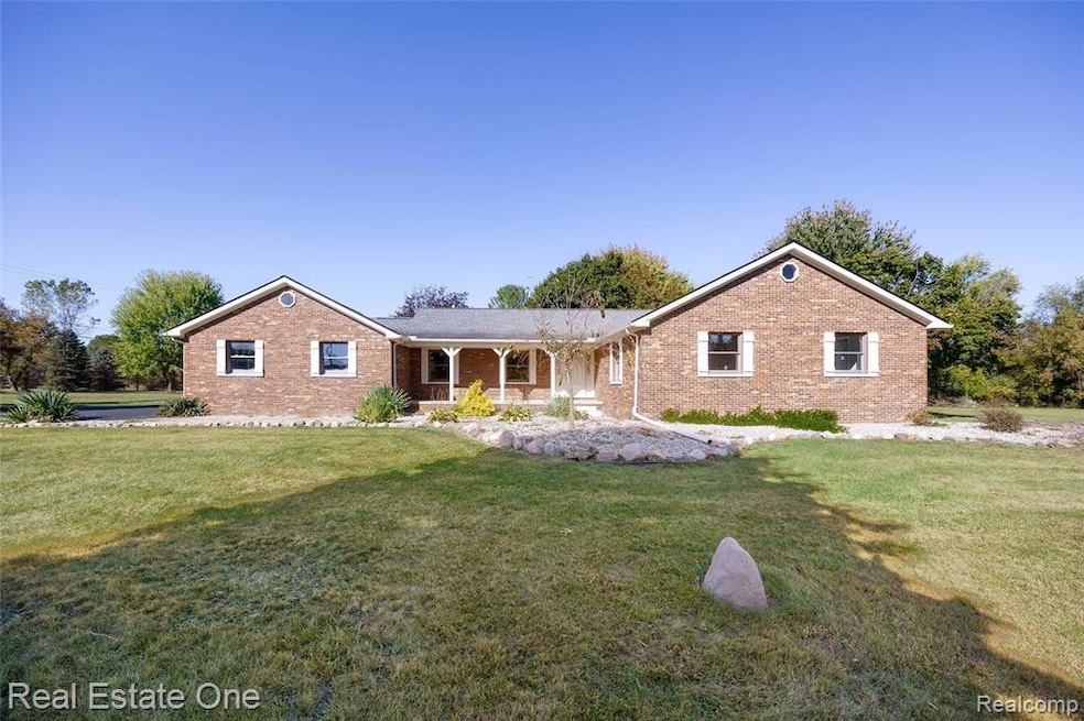 3648 W North Territorial Rd, Whitmore Lake, MI 48189 - photo 1