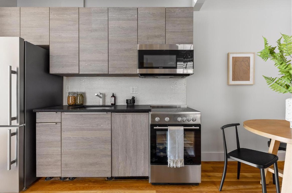 153 Chauncey St unit 2C, Brooklyn, NY 11233 - photo 1