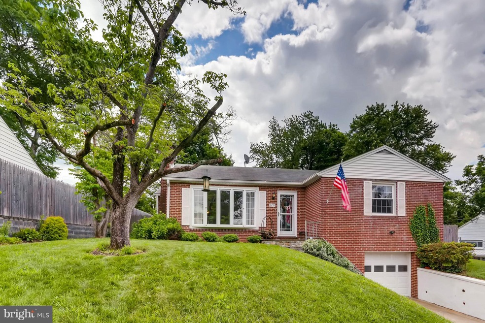 1211 Saint Andrews Way, Baltimore, MD 21239 - photo 1