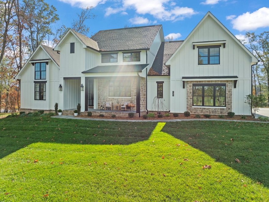 Sold $2,599,000 • Co-Listing Agent