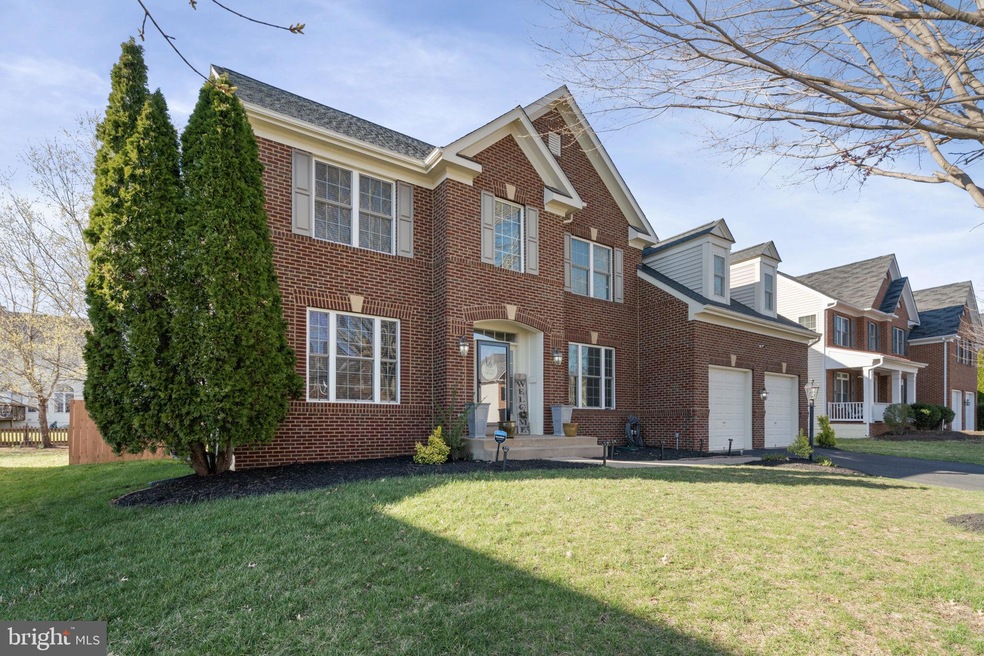 4016 Sapling Way, Triangle, VA 22172 - photo 1