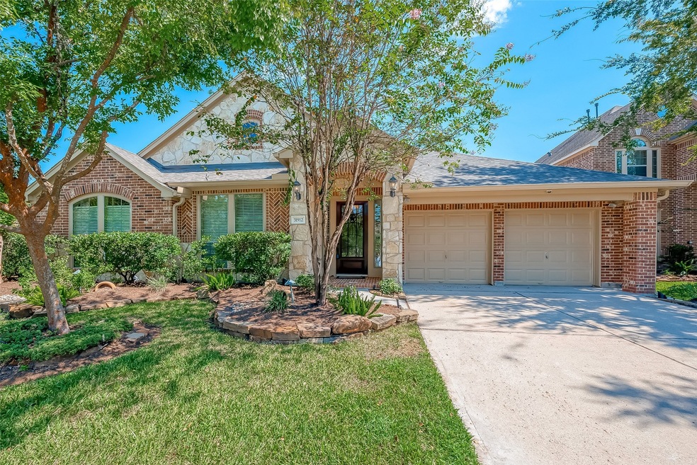 31912 Burnt Wood Ct, Conroe, TX 77385 - photo 1