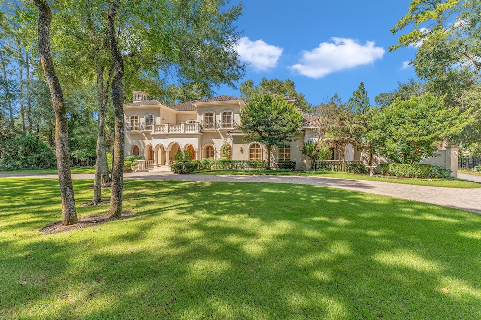 Nestled in the prestigious Carlton Woods community
