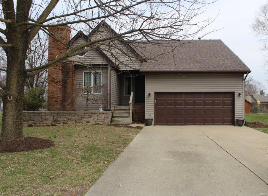 7342 W Main St, Maryville, IL 62062 - photo 1