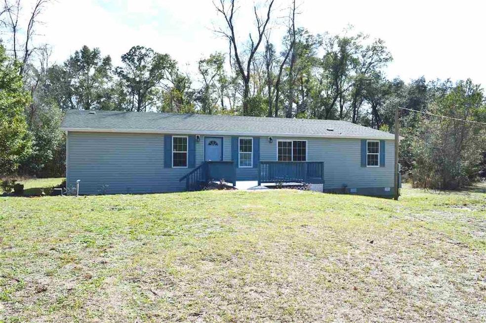 61 Gray Cir, Crawfordville, FL 32327 - photo 1