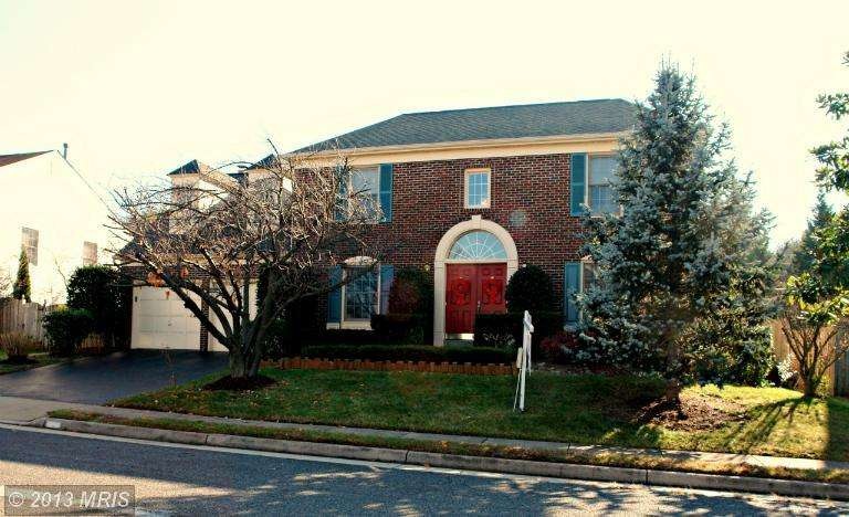 13571 Smallwood Ln, Chantilly, VA 20151 - photo 1